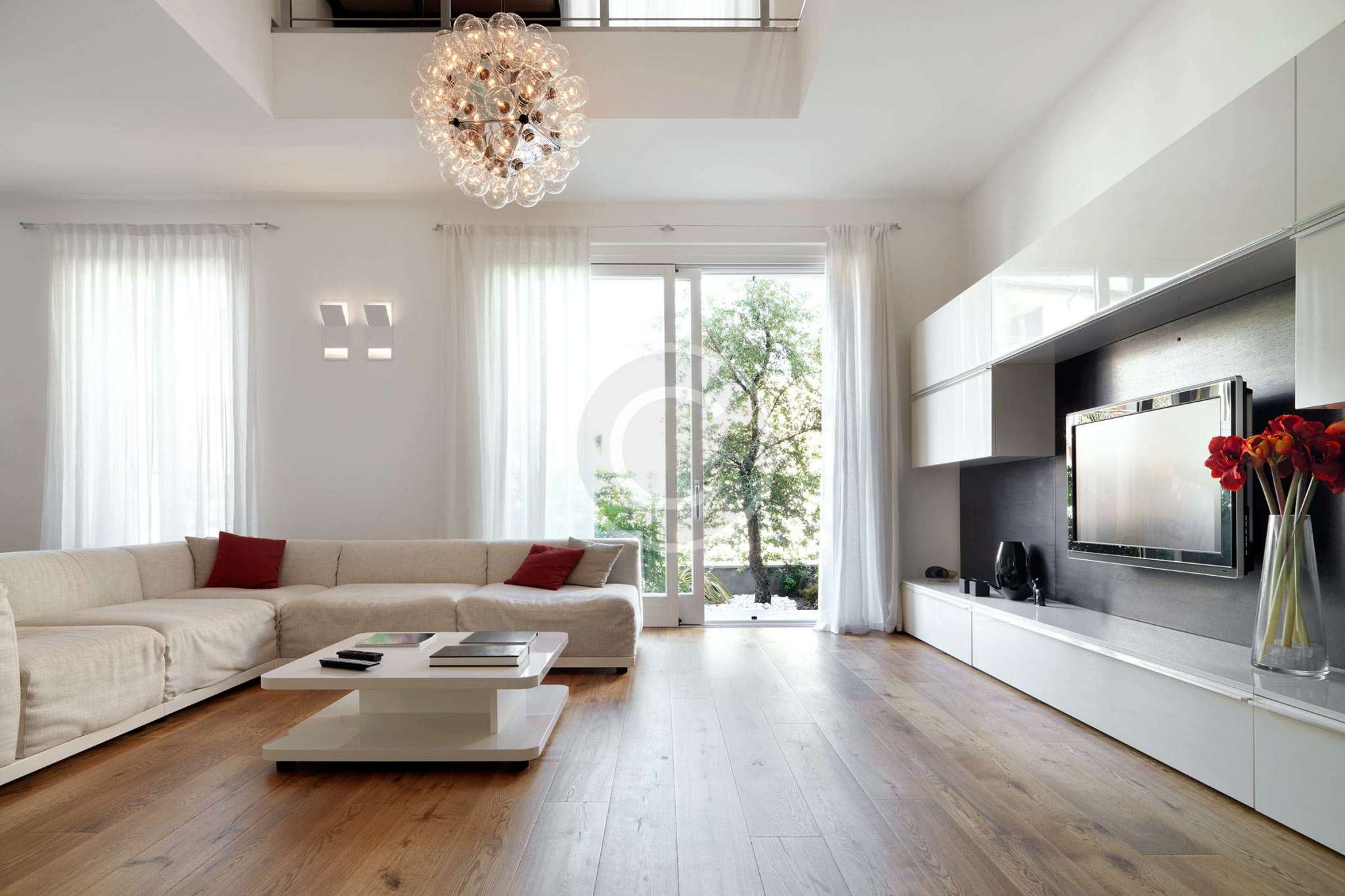 5 Ways to Maximise Your Home’s Natural Light | Blind Squest
